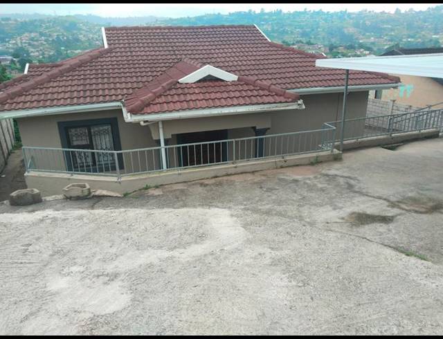 3 BEDROOM PROPERTY TO RENT IN KWANDENGEZI